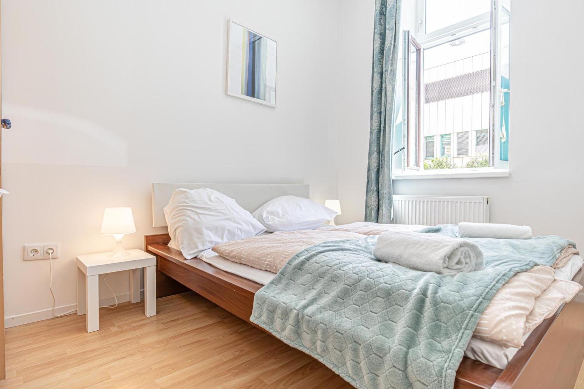 Loevly Shared 6Br With Garden Near Danube & Millenium City Vienne Extérieur photo