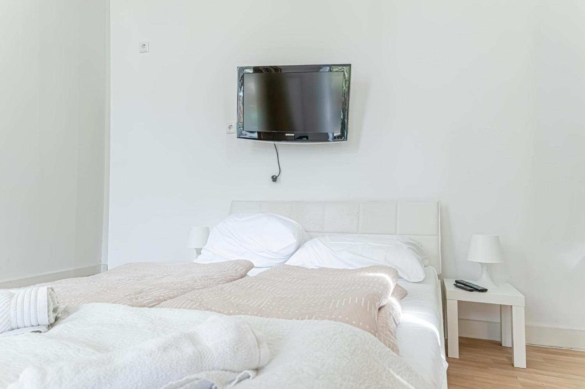 Loevly Shared 6Br With Garden Near Danube & Millenium City Vienne Extérieur photo